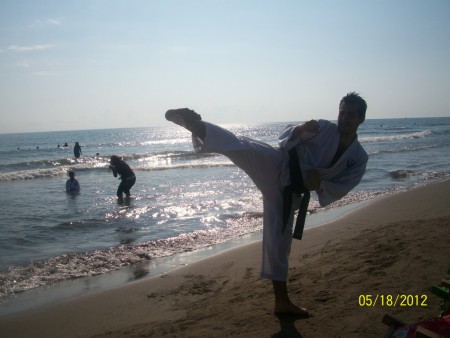 Yoko geri en la playa